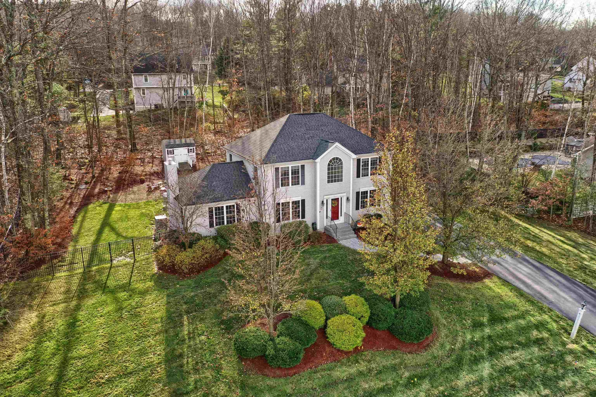 14 Sunburst Lane Hooksett NH 03106
