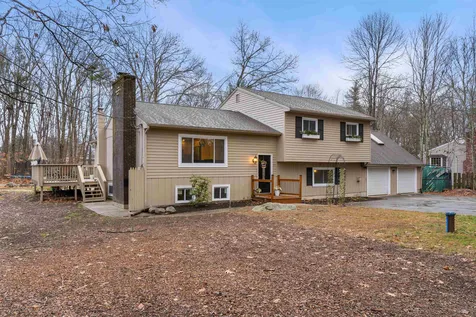 298 Wash Pond Road Hampstead NH 03841