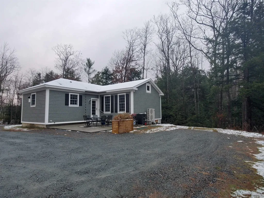 253 Canaan Street Canaan NH 03741