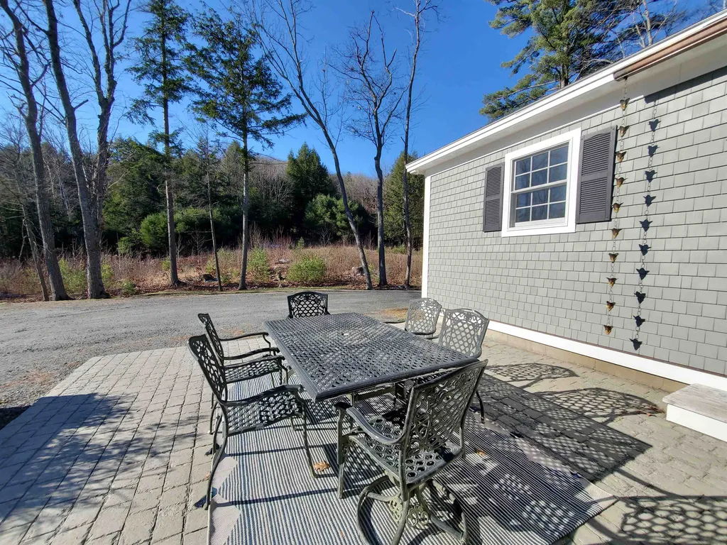 253 Canaan Street Canaan NH 03741
