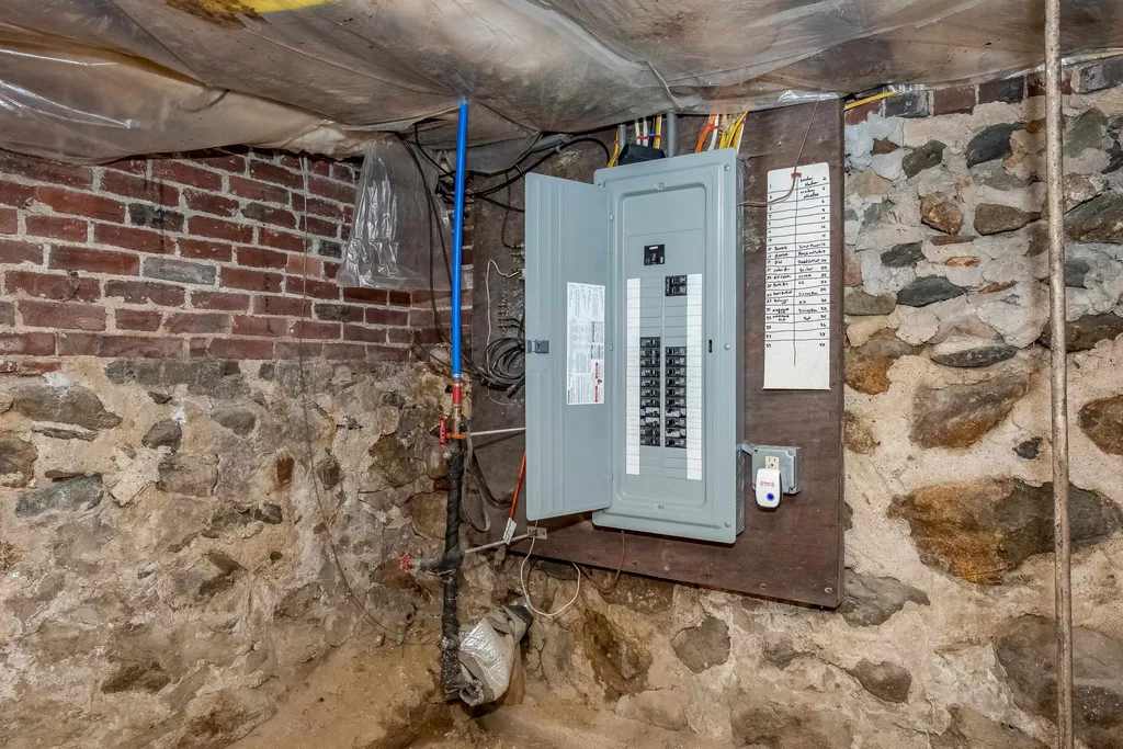 101 Rochester Hill Road Rochester NH 03867