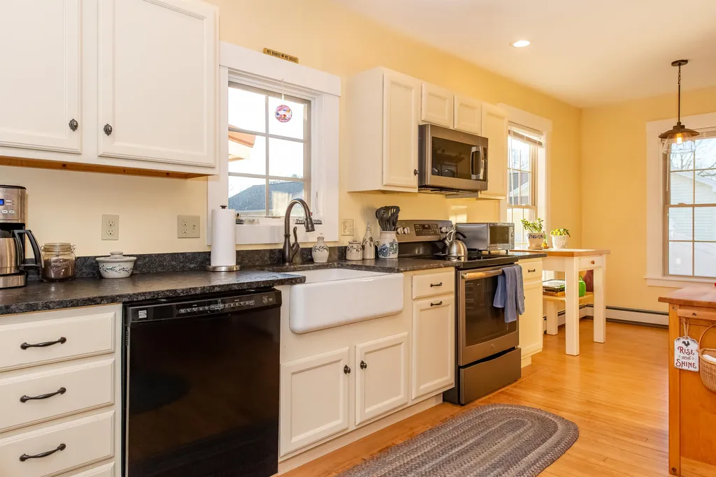 101 Rochester Hill Road Rochester NH 03867