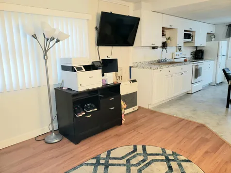 17 Bangor Street Nashua NH 03063