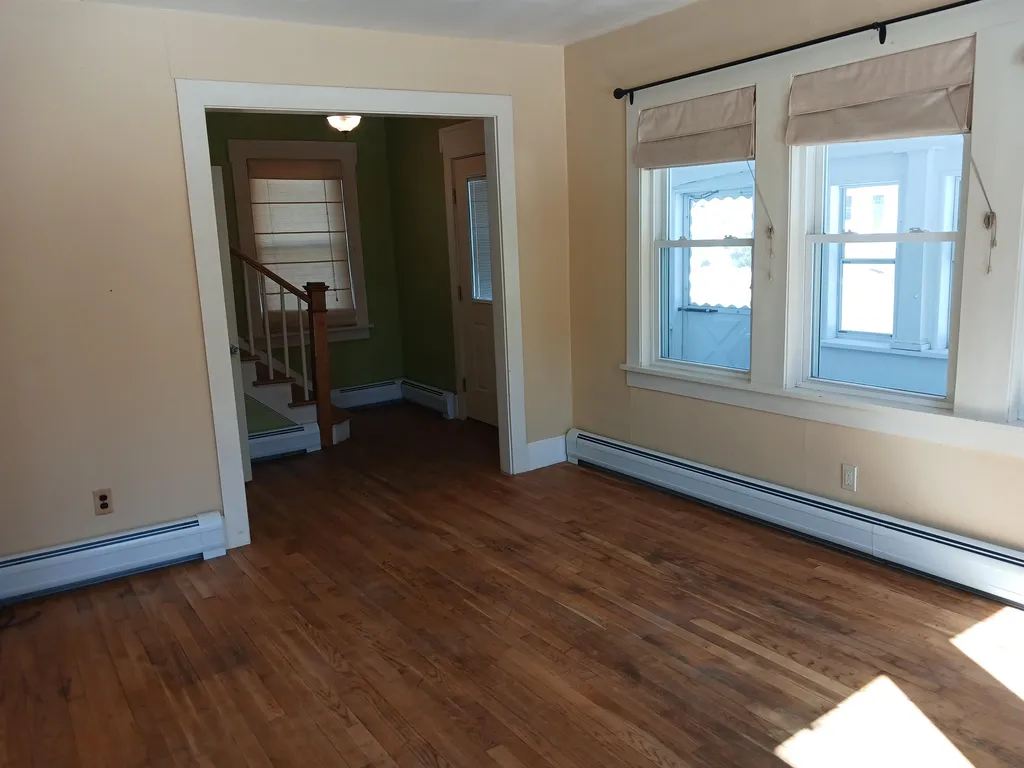 15 Broadway Street Plymouth NH 03264