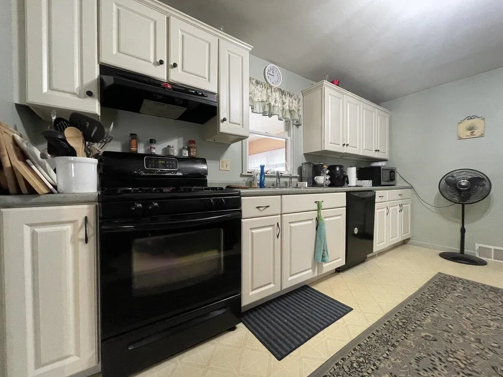 2013 North Avenue Burlington VT 05408
