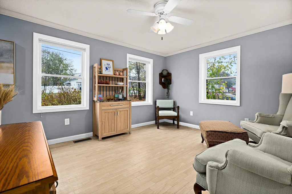 47 N Main Street Newton NH 03858