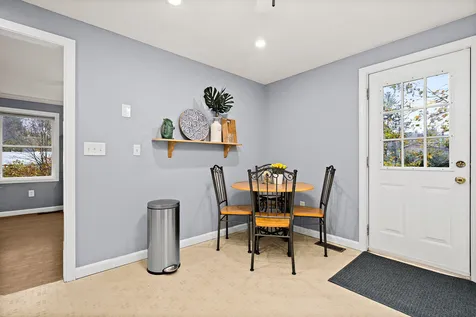 47 N Main Street Newton NH 03858