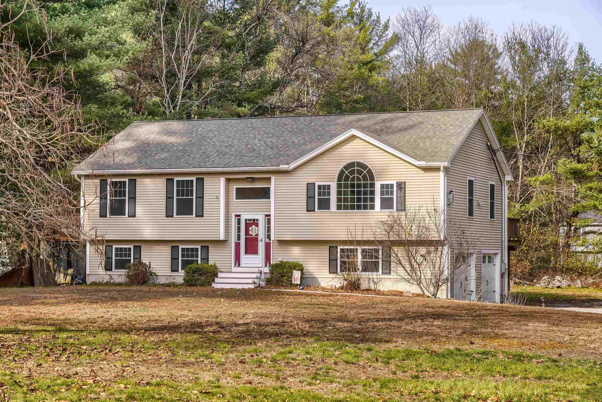 34 Bluff Street Salem NH 03079