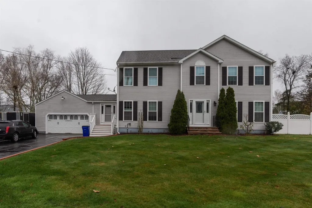 11 Fuller Lane Exeter NH 03833