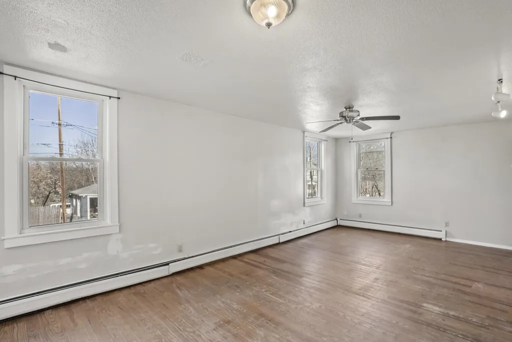24 Highland Avenue Claremont NH 03743
