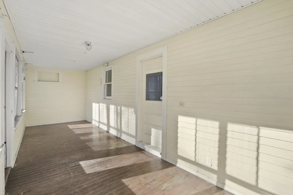 24 Highland Avenue Claremont NH 03743