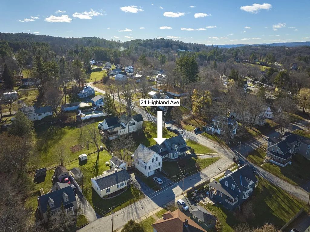 24 Highland Avenue Claremont NH 03743