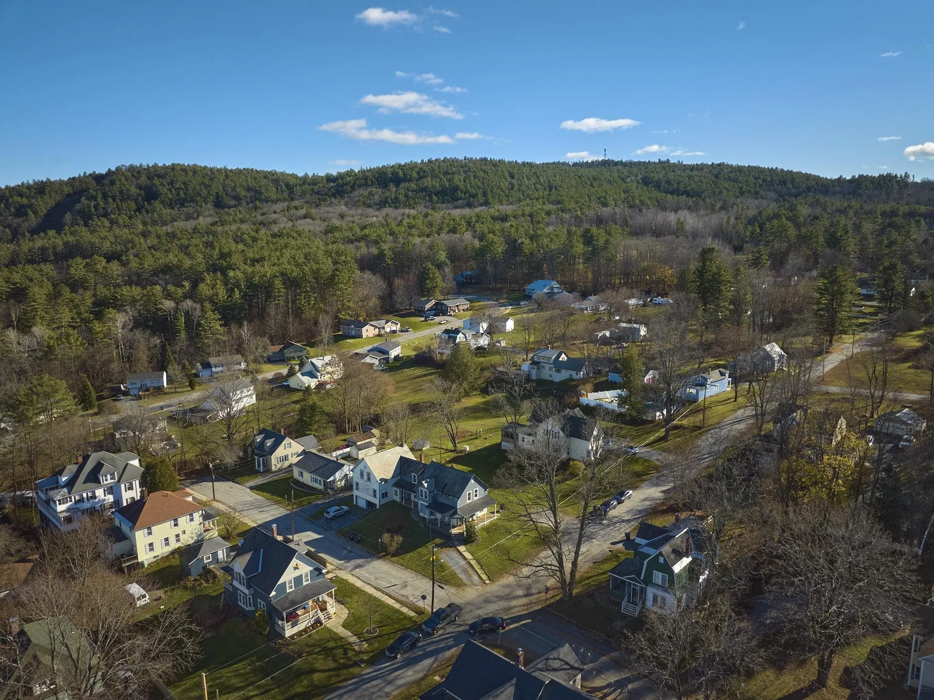 24 Highland Avenue Claremont NH 03743