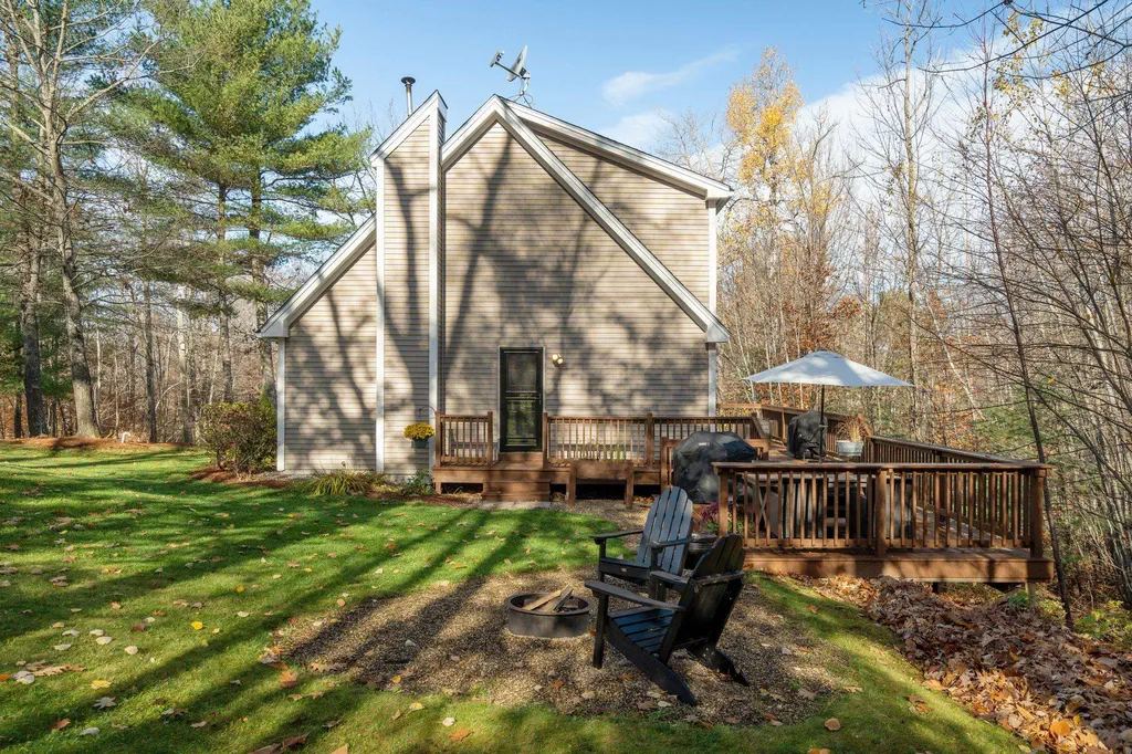 37 Saint Moritz Drive New Durham NH 03855