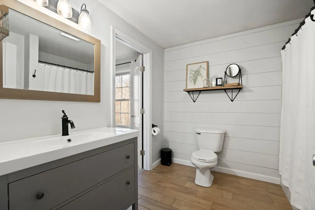 37 Saint Moritz Drive New Durham NH 03855