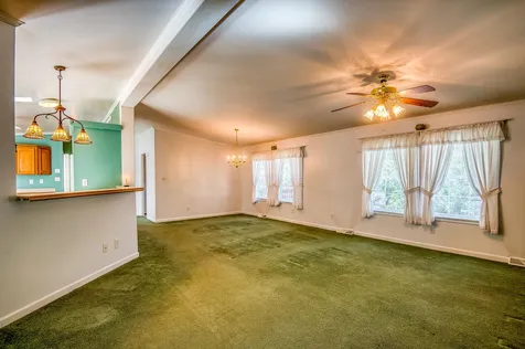 31 Watercress Drive Rochester NH 03868-7121