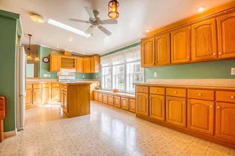 31 Watercress Drive Rochester NH 03868-7121