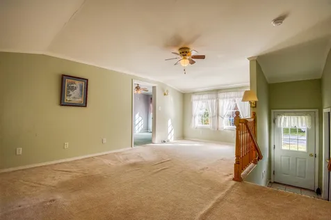 31 Watercress Drive Rochester NH 03868-7121