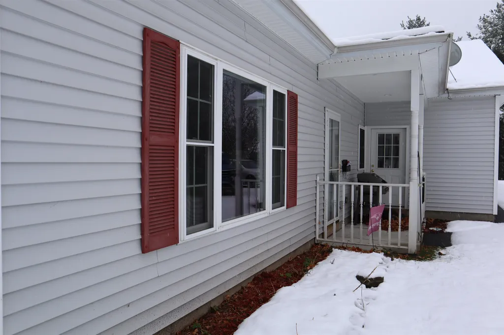 41 Morehouse Drive Winooski VT 05404