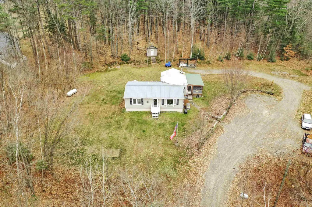 127 Martin Road Weare NH 03281