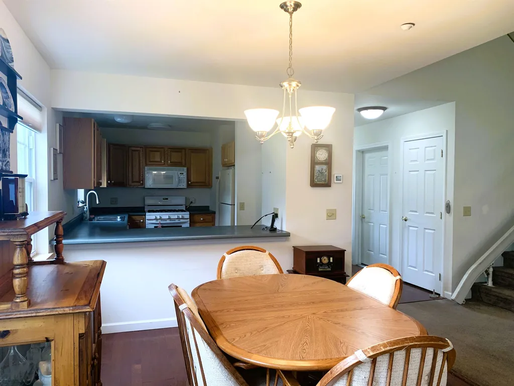 43 Lily Lane Lebanon NH 03784