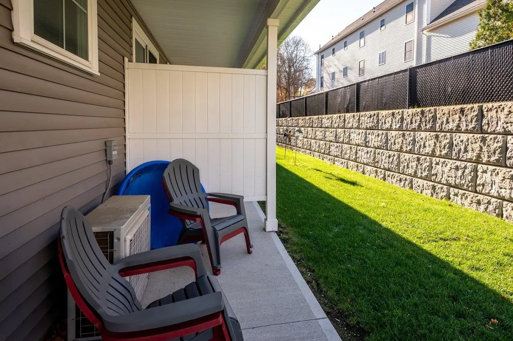 31 Fownes Mill Court Rochester NH 03867