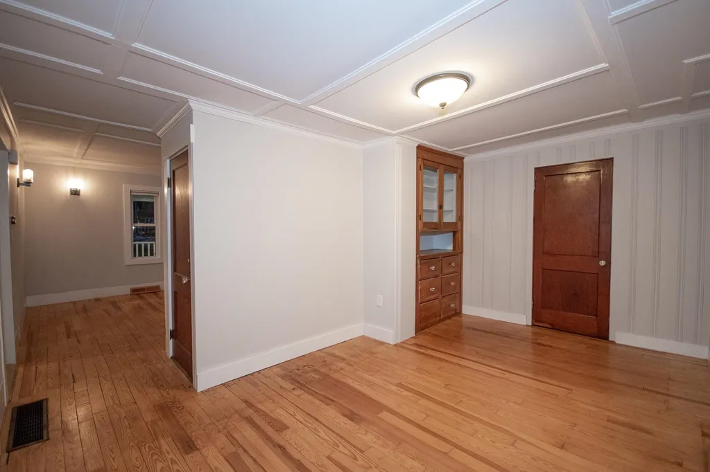 9 North Street Rochester NH 03867