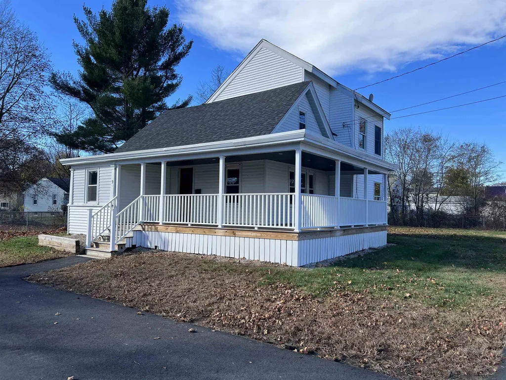 9 North Street Rochester NH 03867