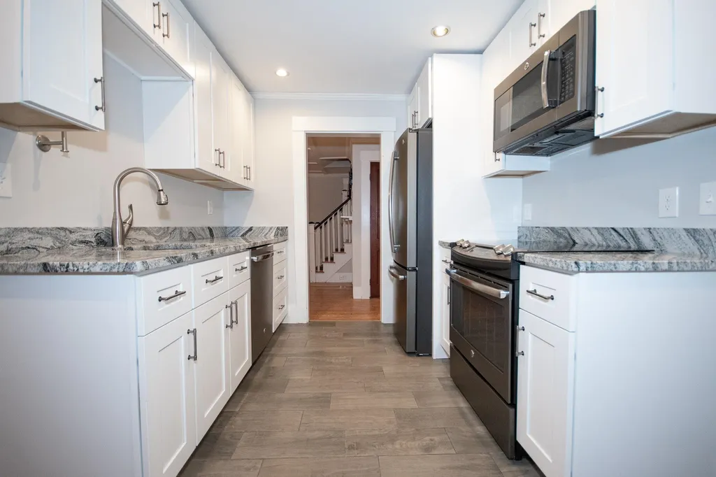9 North Street Rochester NH 03867