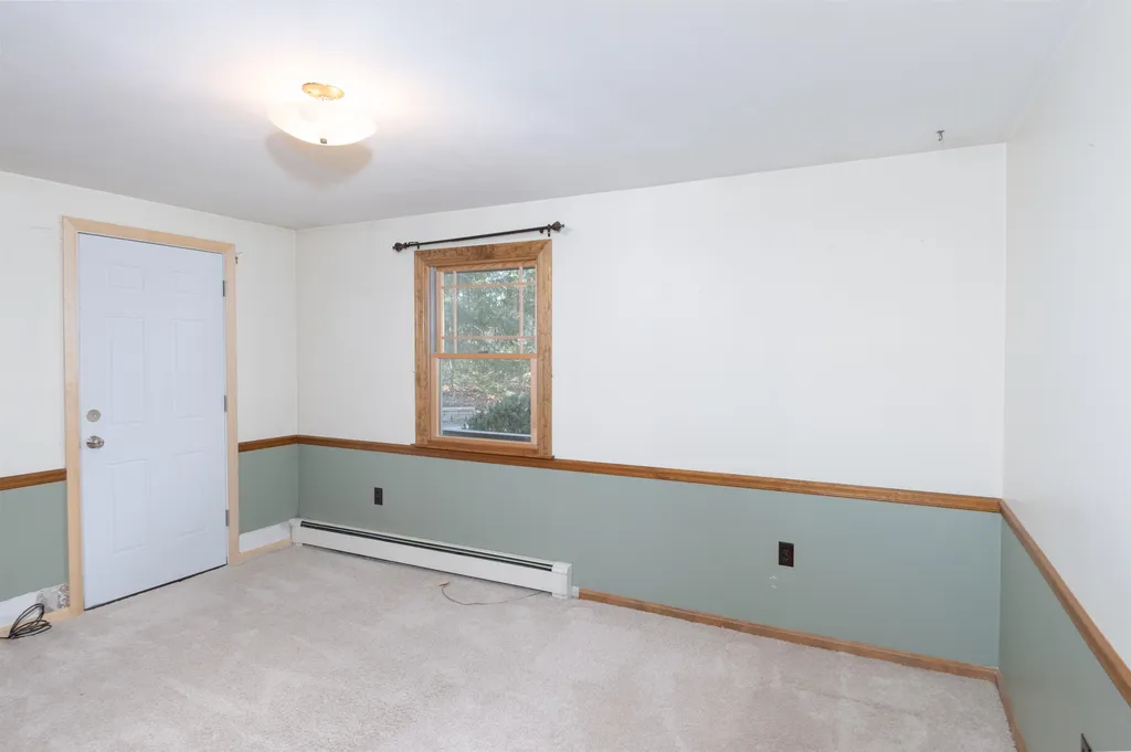 21 Hale Spring Road Plaistow NH 03865