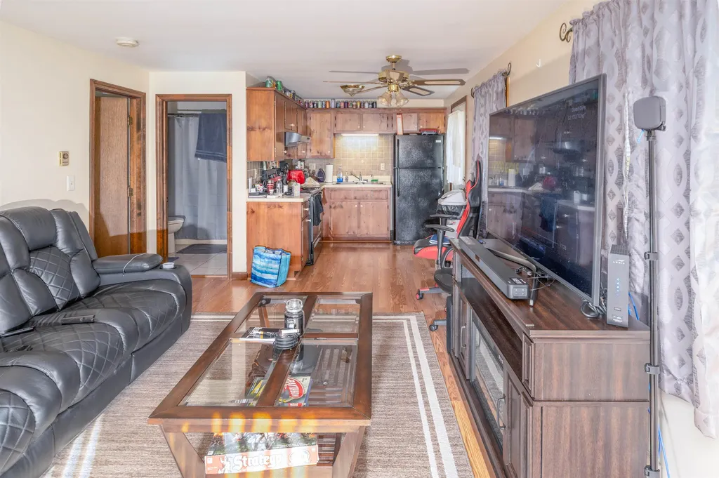 21 Hale Spring Road Plaistow NH 03865