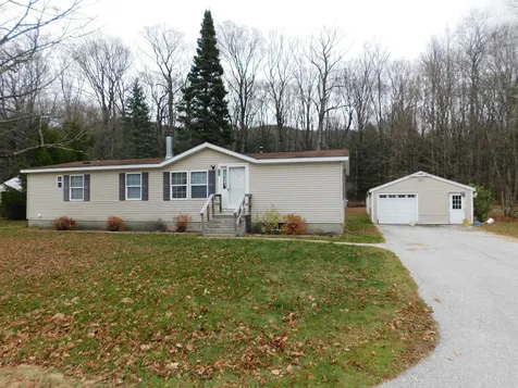 217 Cedar Lane Mendon VT 05701