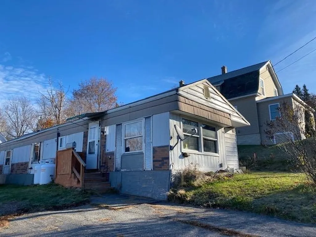 85 Pershing Avenue Berlin NH 03570