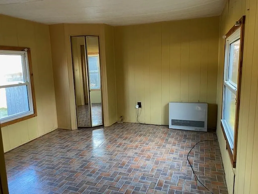 85 Pershing Avenue Berlin NH 03570