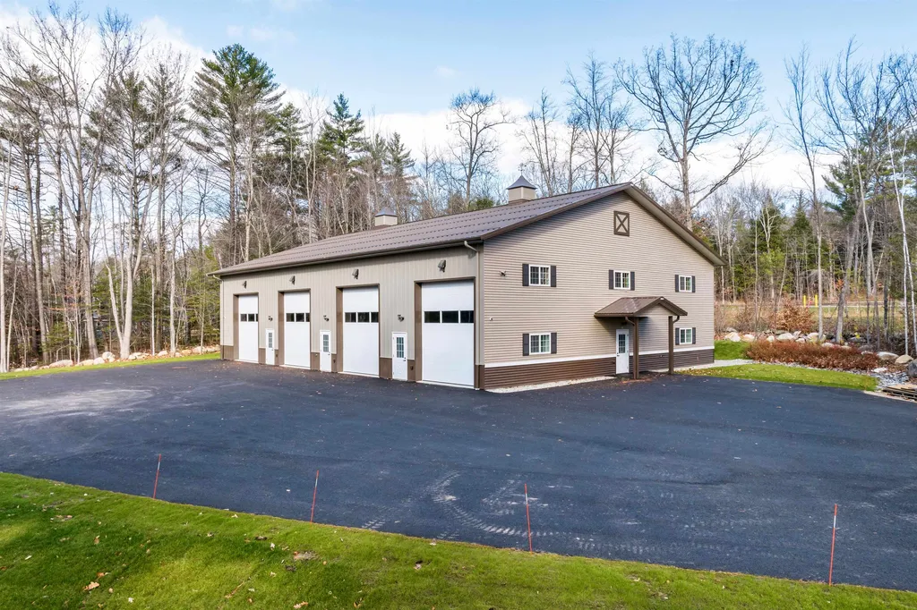 919 Whittier Highway Moultonborough NH 03254