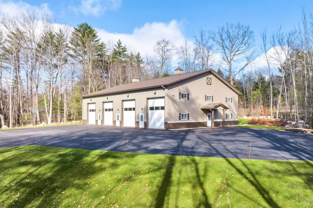 919 Whittier Highway Moultonborough NH 03254