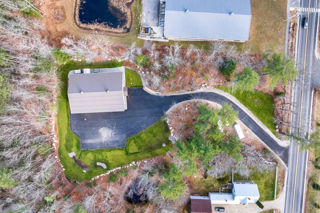 919 Whittier Highway Moultonborough NH 03254