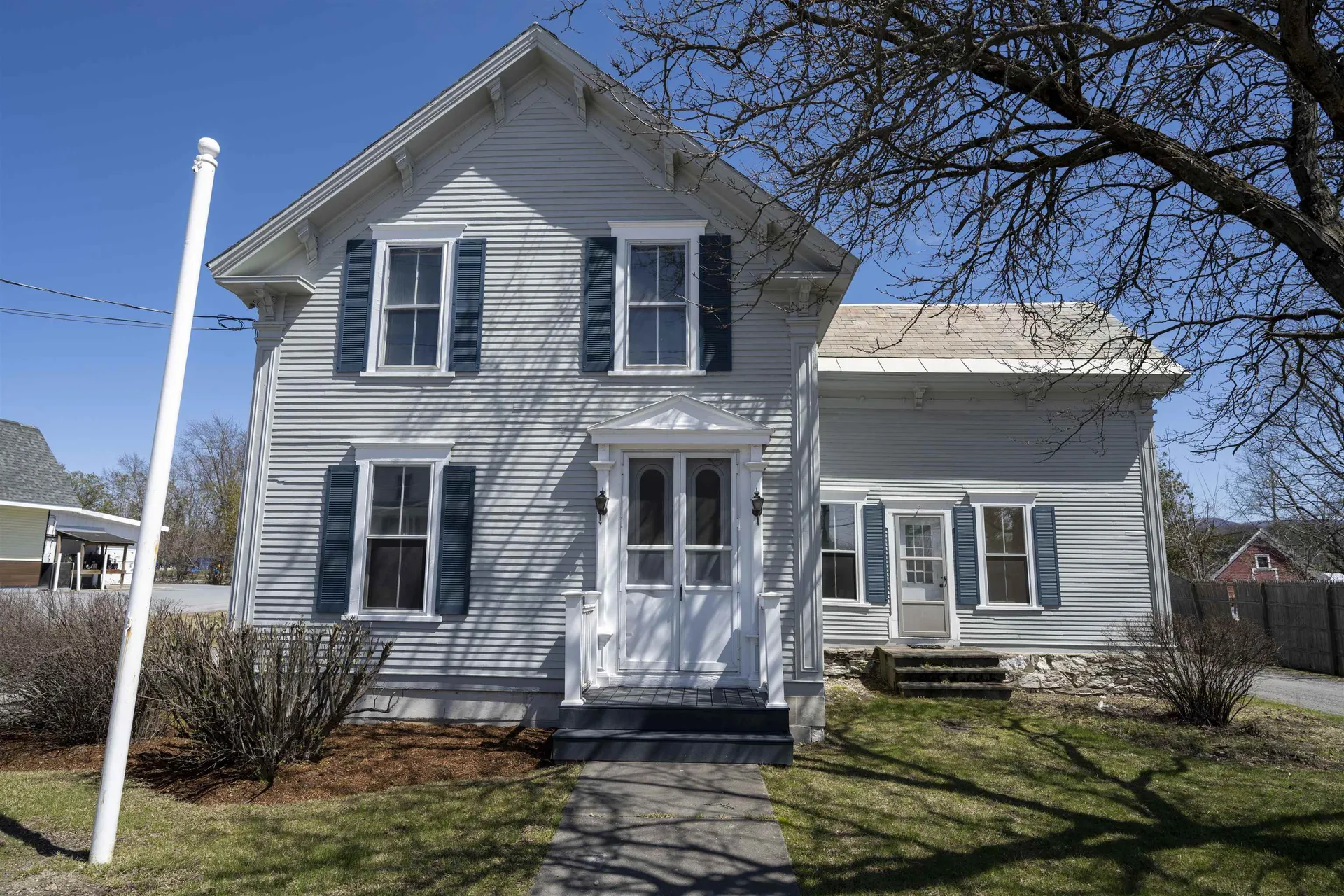 29 Court Street Middlebury VT 05753