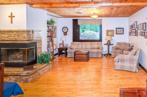 77 Putnam Hill Road Wilton NH 03086