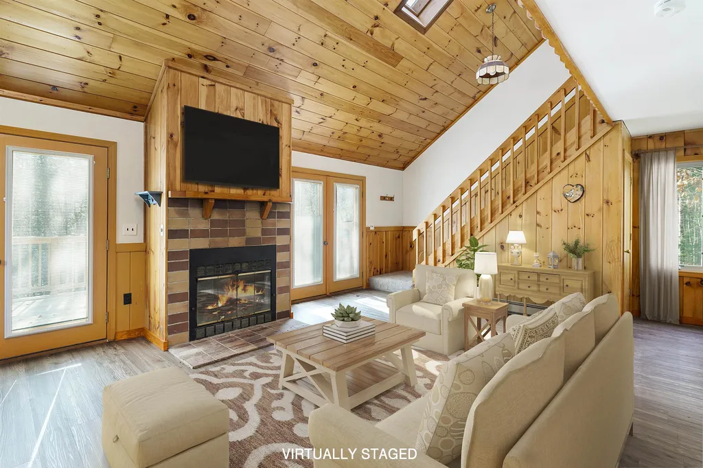 125 Bear Road Haverhill NH 03774