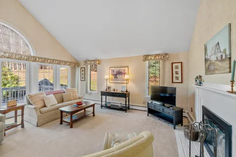 11 Wildwood Road Laconia NH 03246