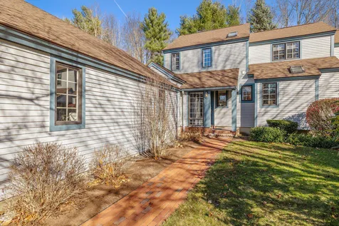 11 Wildwood Road Laconia NH 03246