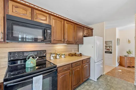 11 Wildwood Road Laconia NH 03246