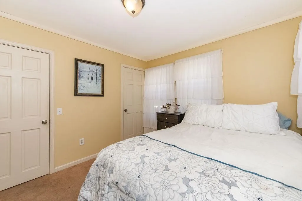 73 Corbett Road Barrington NH 03825