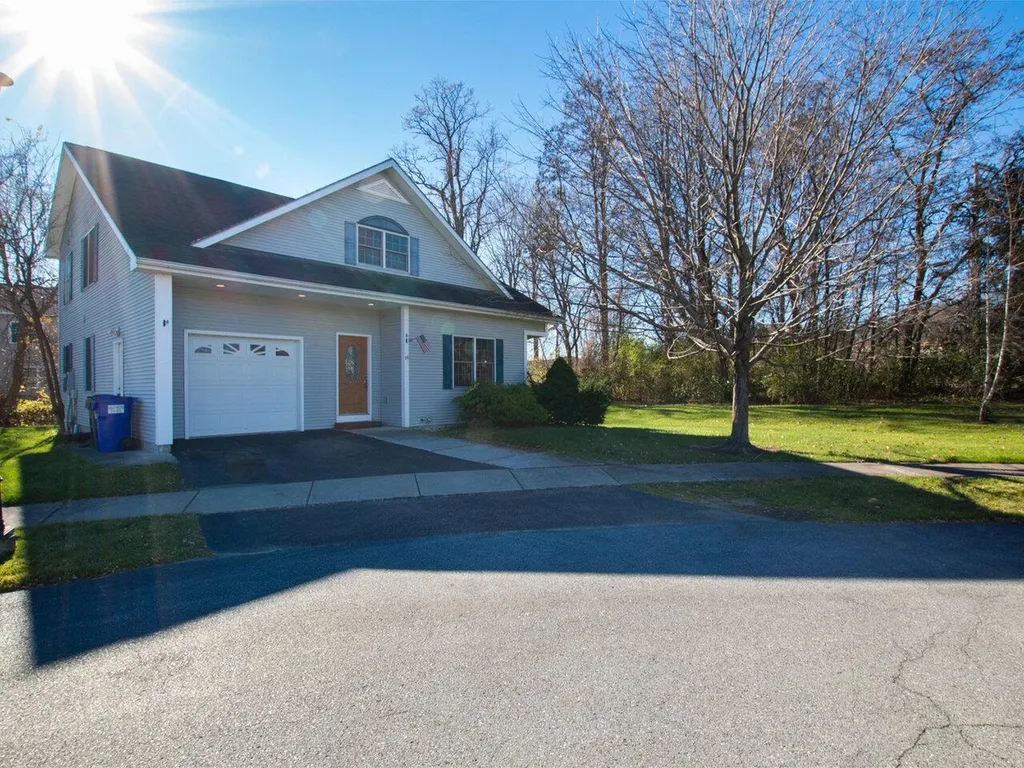 36 Drew Lane Shelburne VT 05482
