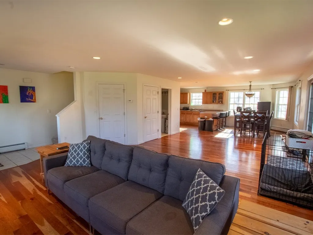 36 Drew Lane Shelburne VT 05482