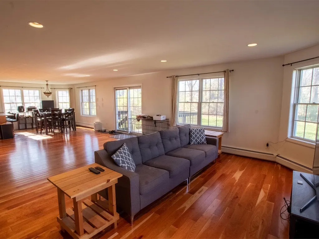36 Drew Lane Shelburne VT 05482