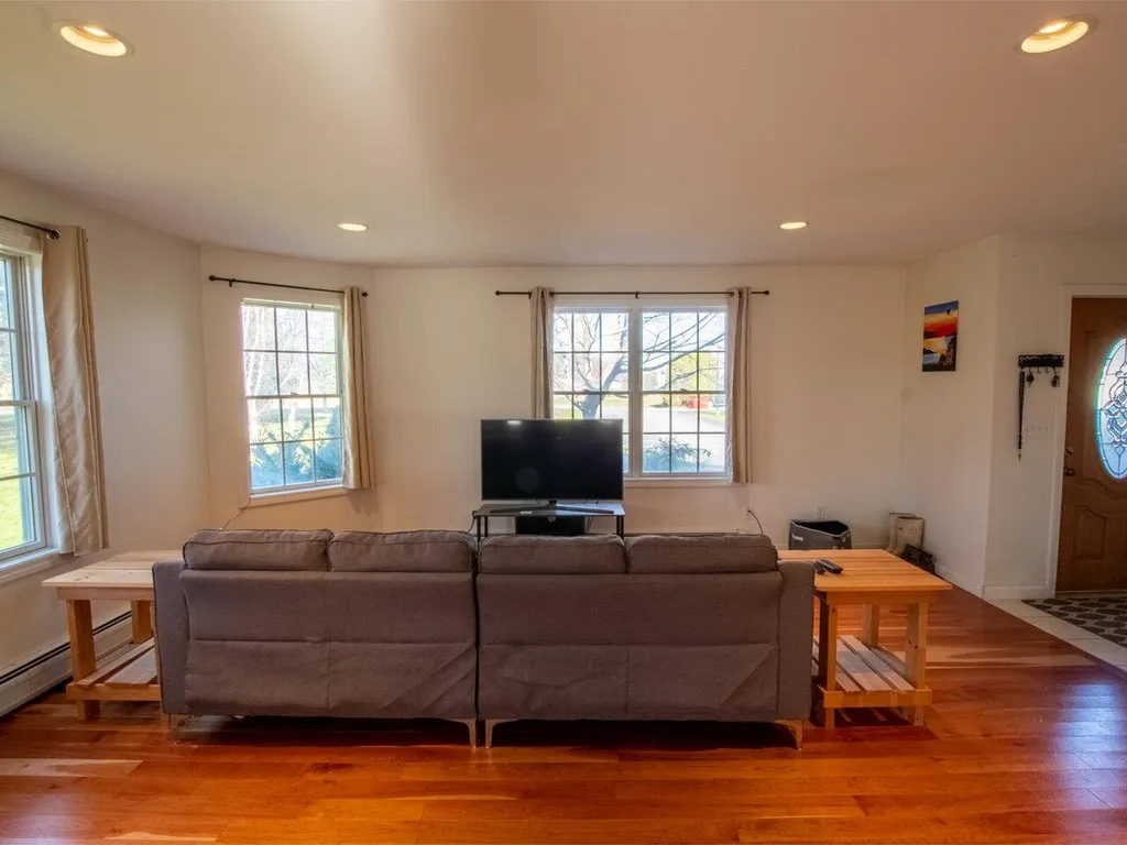 36 Drew Lane Shelburne VT 05482
