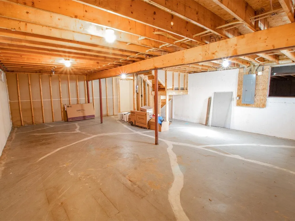36 Drew Lane Shelburne VT 05482