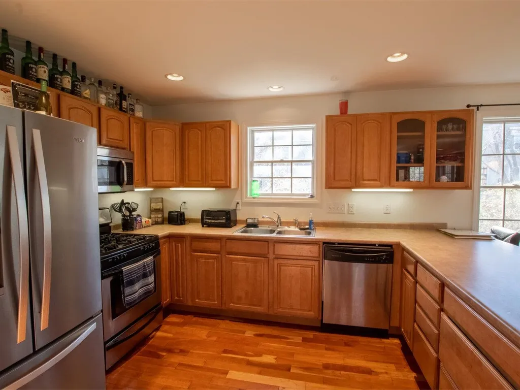 36 Drew Lane Shelburne VT 05482